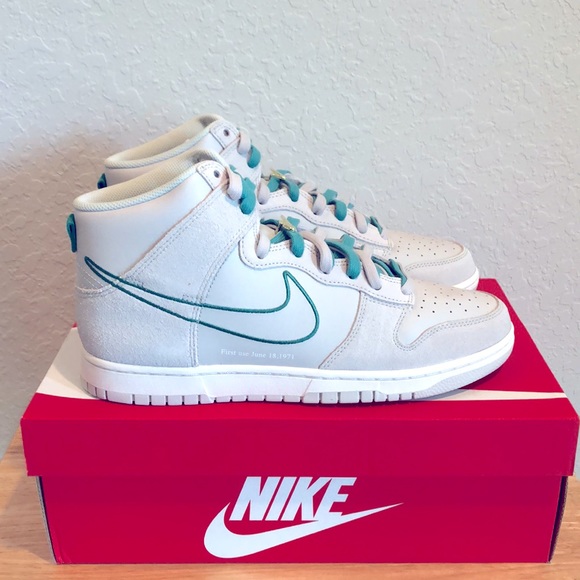 Nike Other - NIKE DUNK HI SE SNEAKERS